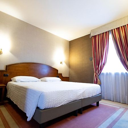 Hotel Rendez Vous Châtillon Exterior foto